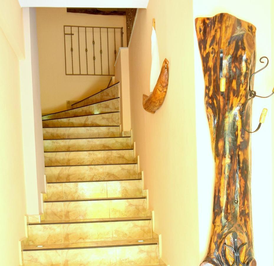 Frikes Dourios Ippos Apartments מראה חיצוני תמונה