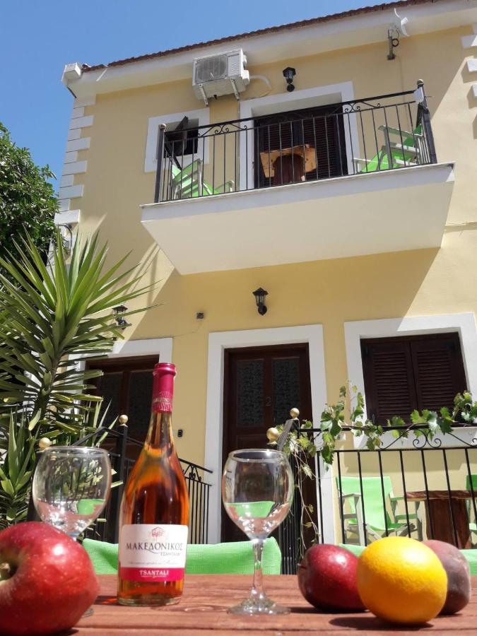 Frikes Dourios Ippos Apartments מראה חיצוני תמונה